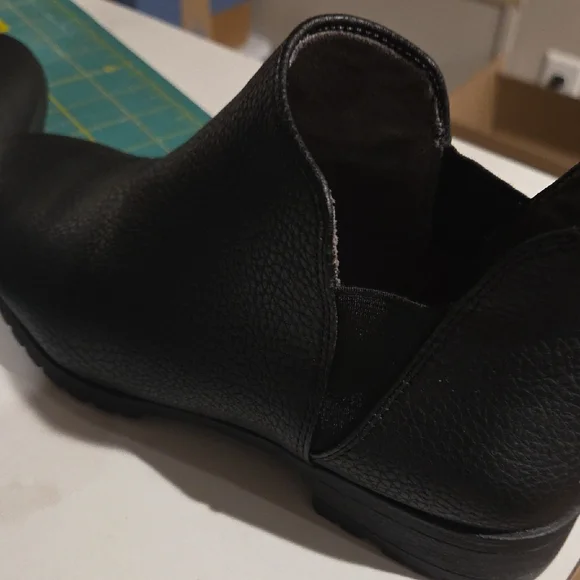 Dr. Scholl's Black Leather Ankle Booties - Picture 10 of 12